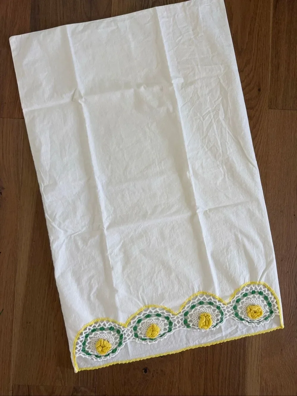 Vintage Queen Size Pillowcase Yellow Green Crochet